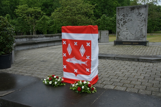 img/Monumenten/Ridders/RiddersMetZwaarden1.JPG